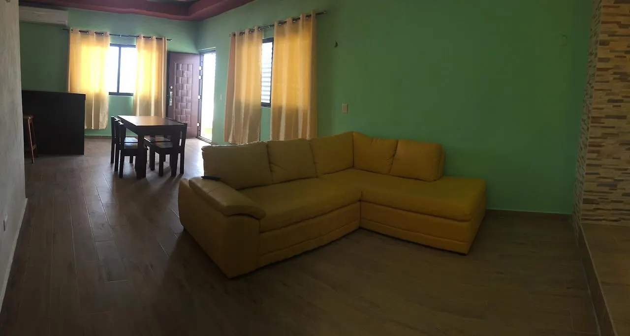 Apartamentos Palmira De Playa プレヤデルカーメン アパート